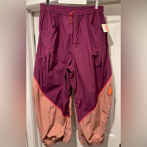 FP Movement by Free People Pants - FP Movement Free People Freeflow Colorblock Joggers Size Large Rose Wash